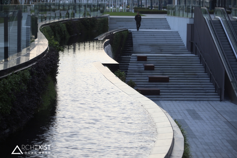 landscape design of shanghai mixc mall china by lab dh