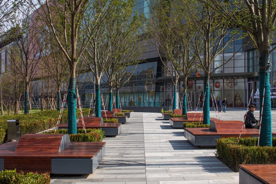 landscape design of shanghai mixc mall china by lab dh