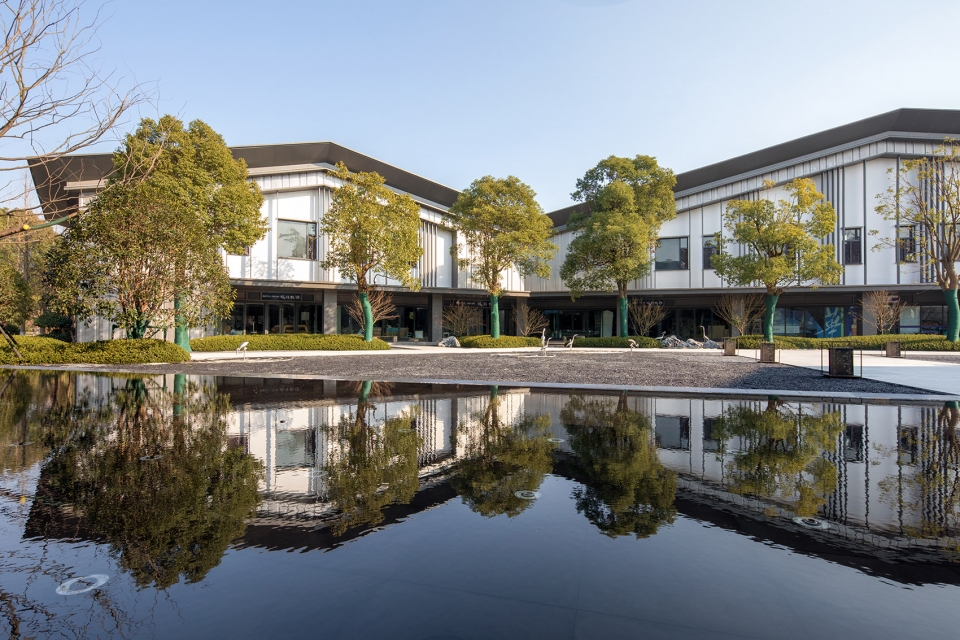 complementary building in taizhou qin lake scenic area tongyuan architectural design