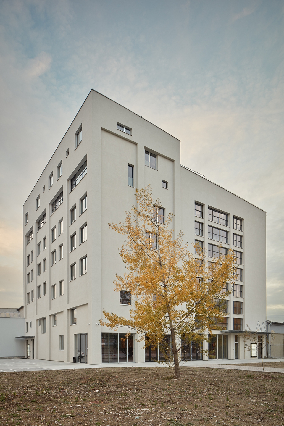 the jury shortlists the 40 works of the eu mies award 2019