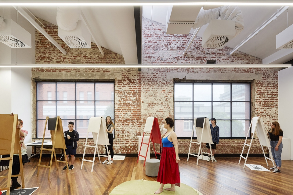 lci melbourne by gray puksand