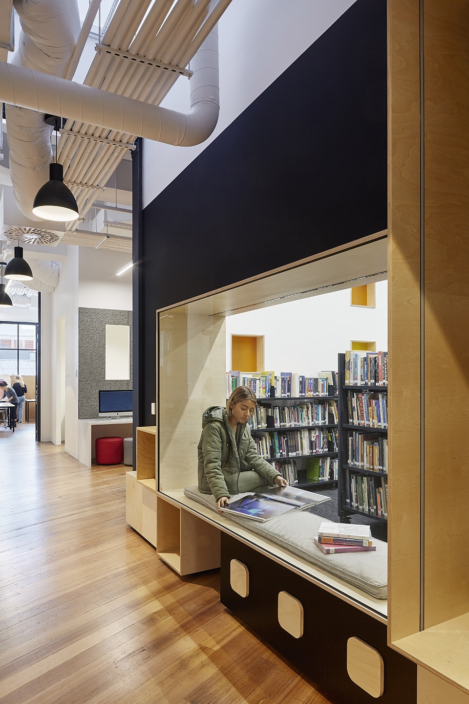 lci melbourne by gray puksand