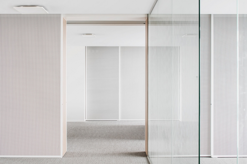 legia office by five am