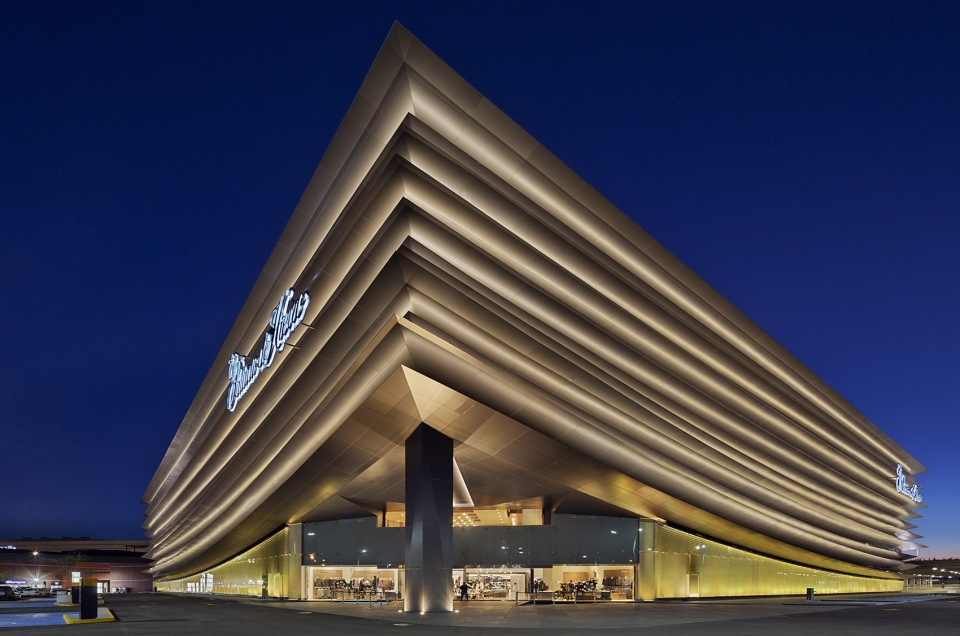 palacio de hierro antea facade by sordo madaleno arquitectos