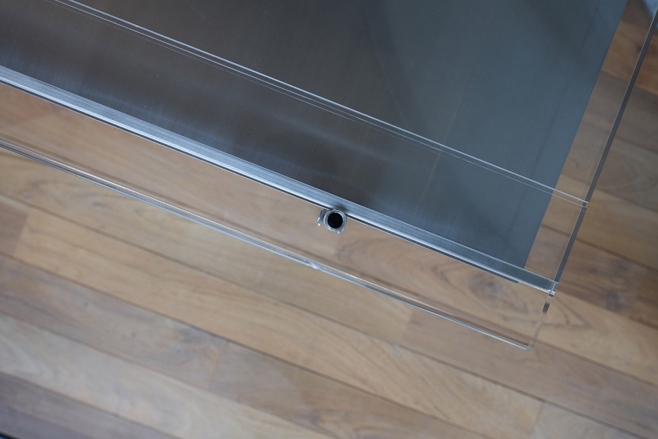vitrine shelf hong kong by napp studio