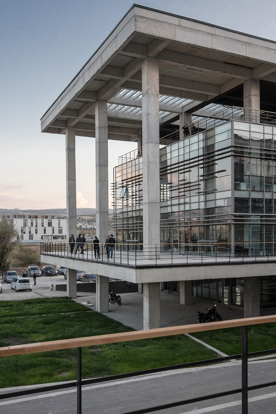 metu technocity turktelekom rd centre by ozerurger architects