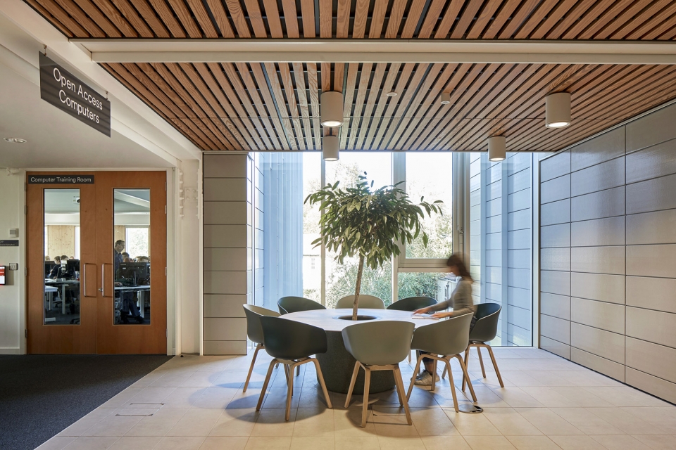 teaching and learning building of university of nottingham by make architects