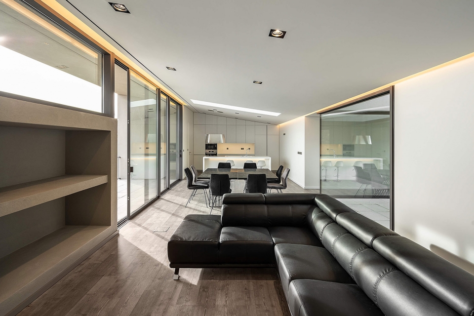 casa gr by paulo martins