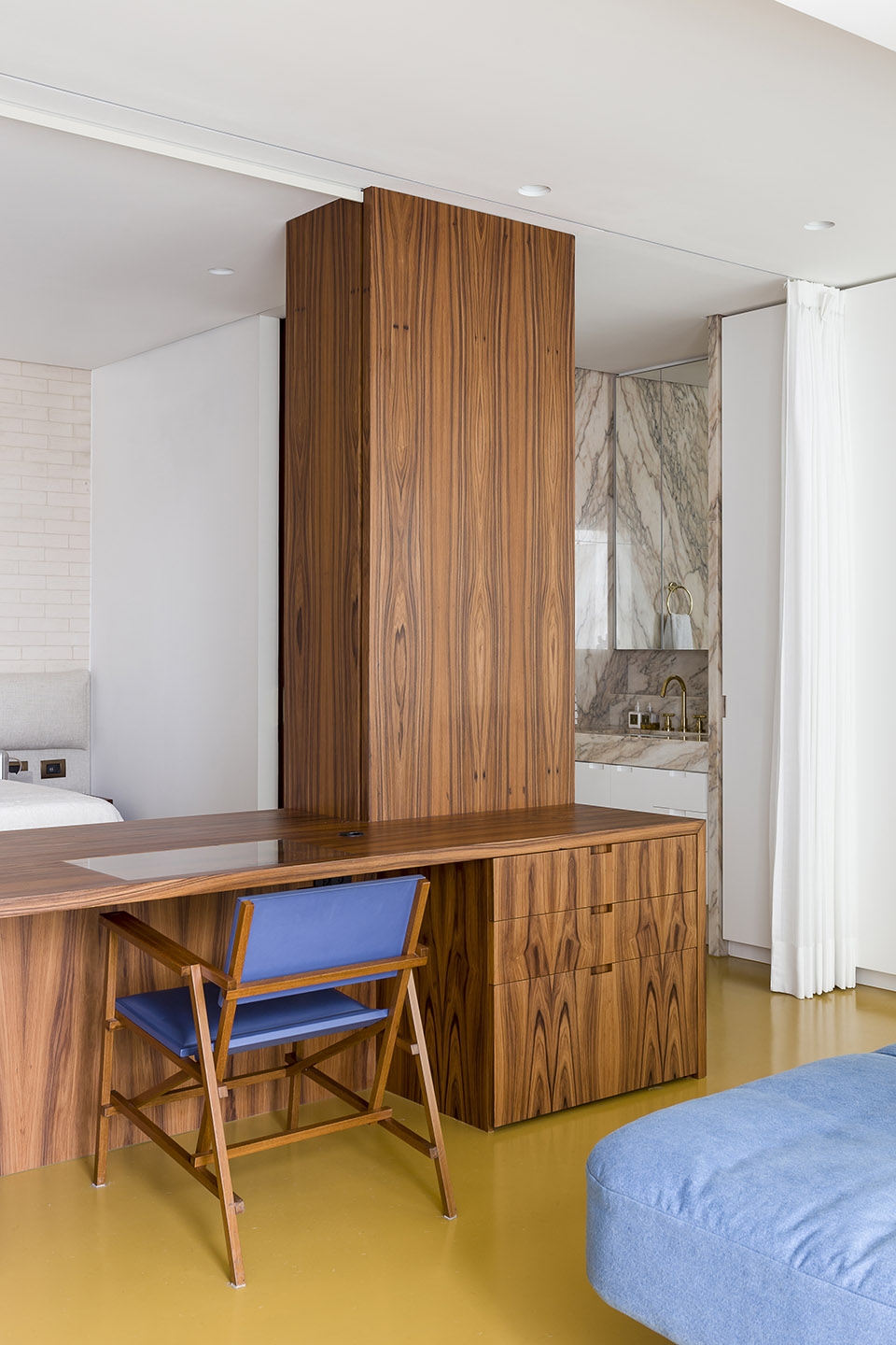 ra apartment by pascali semerdjian arquitetos