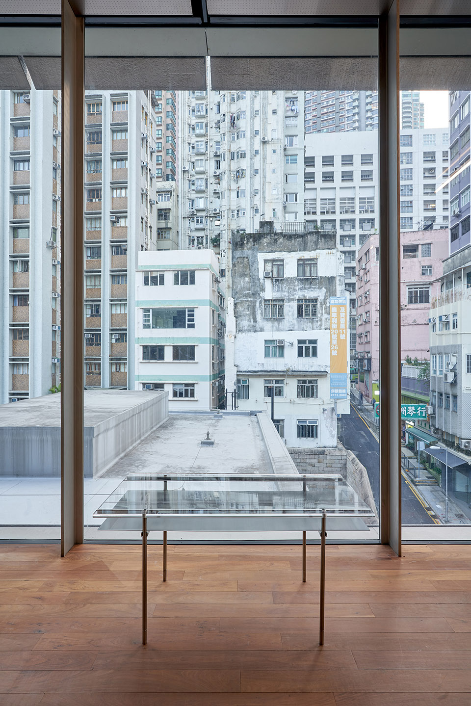 Vitrine Shelf, Hong Kong by Napp Studio 谷德设计网