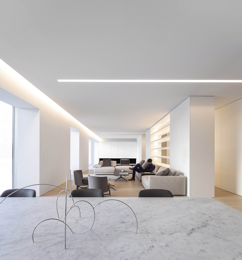 the blue garden by fran silvestre arquitectos