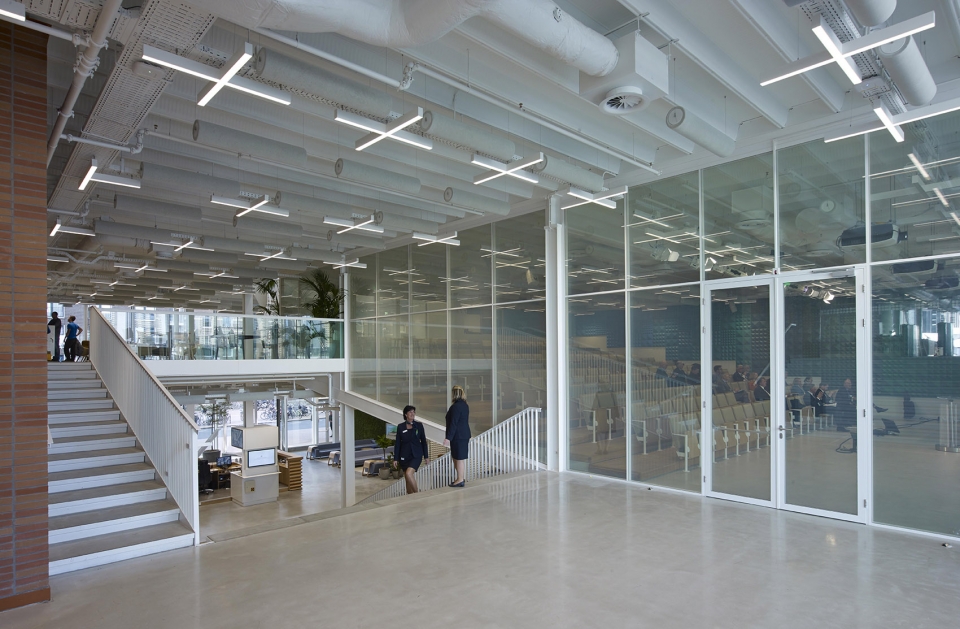 expansion of kpn head office by v8 architects