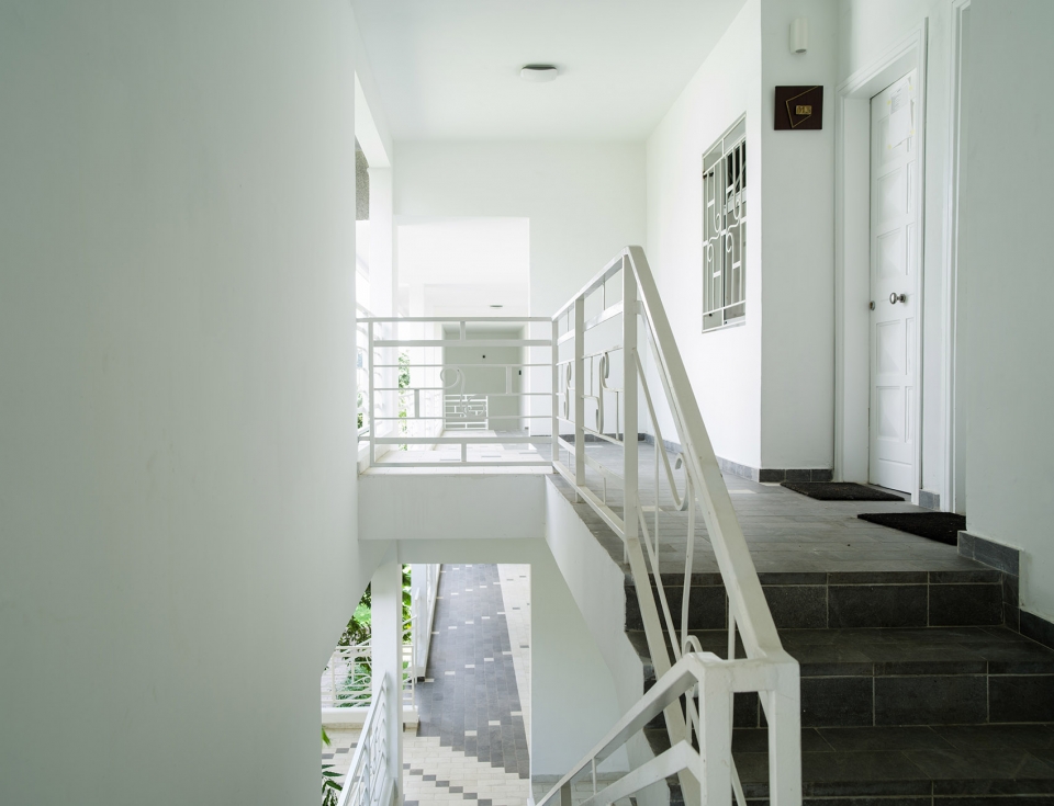 refurbishment of villa lepic as boutique hotel by paola bagna