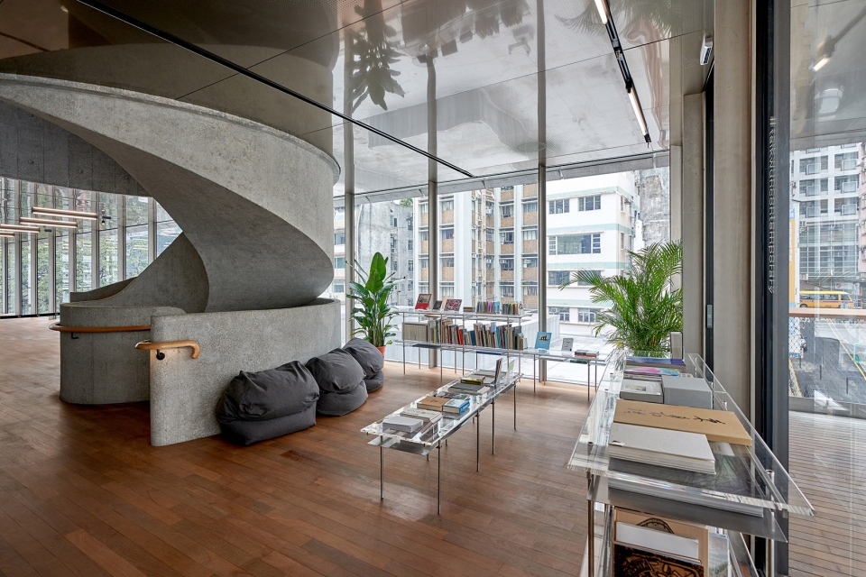 vitrine shelf hong kong by napp studio