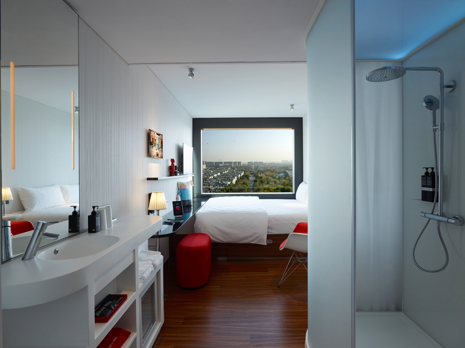 citizenm shanghai hongqiao china by concrete