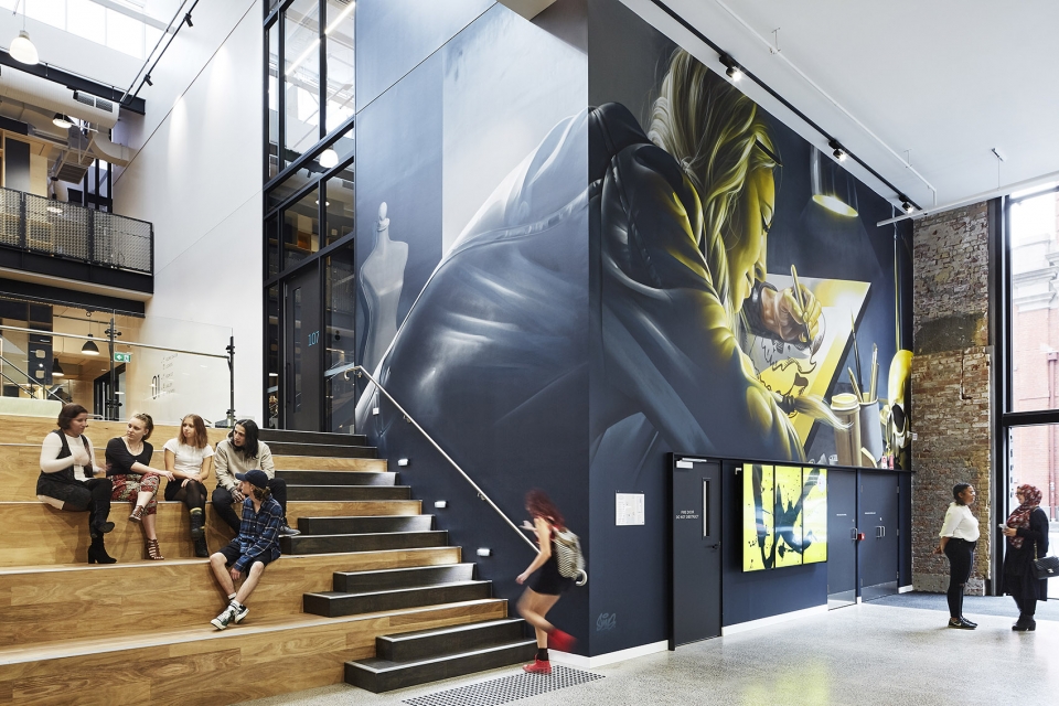lci melbourne by gray puksand