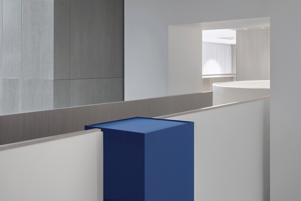 original mejacci showroom by aw design