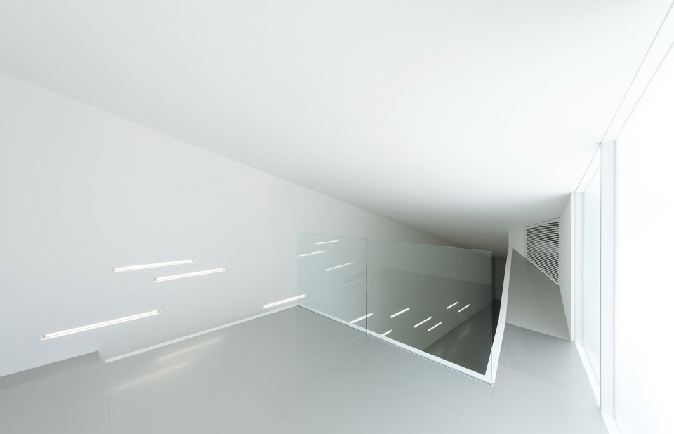 topological folding house by takashi yamaguchi associates
