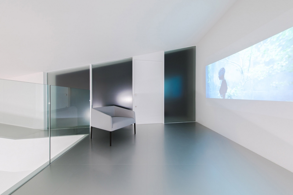 topological folding house by takashi yamaguchi associates