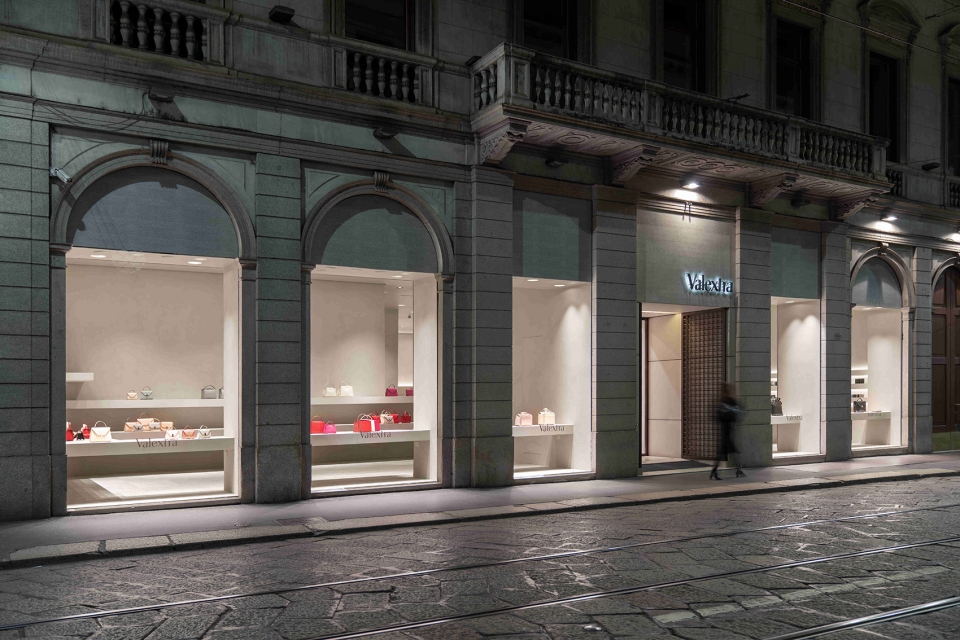 Valextra via Manzoni Store John Pawson