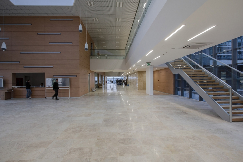 metu technocity turktelekom rd centre by ozerurger architects