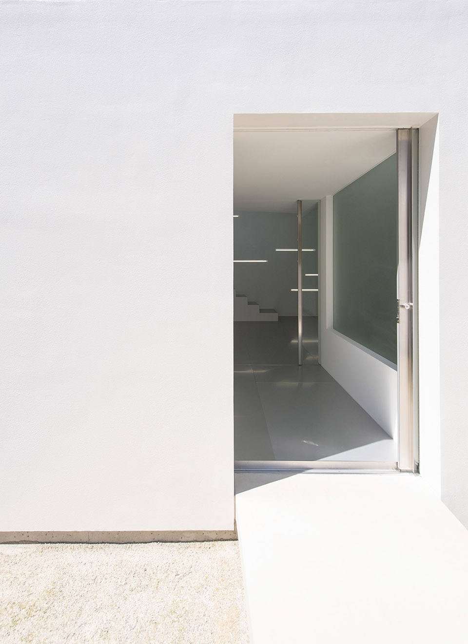 topological folding house by takashi yamaguchi associates