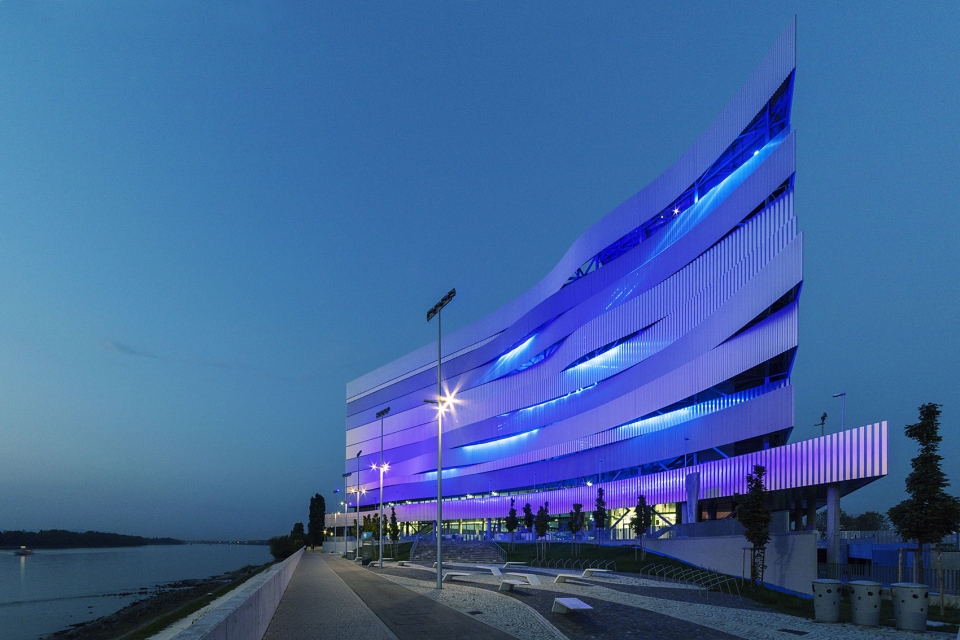 duna arena by napur architect ltd