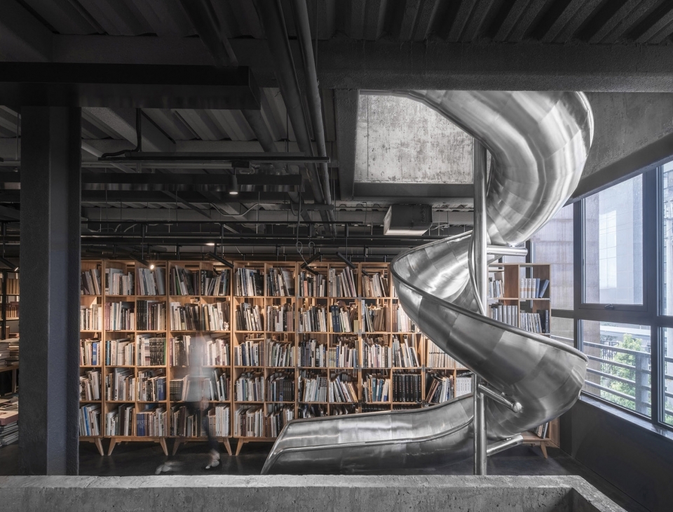 gooood archive bookstore 2