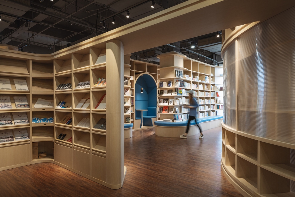 gooood archive bookstore 2