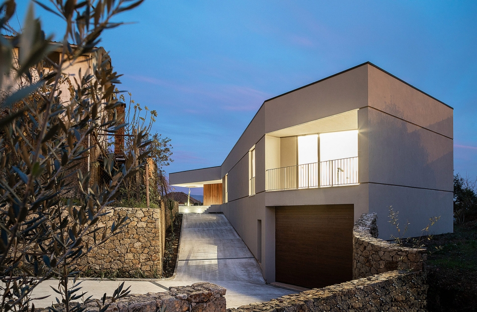 casa gr by paulo martins