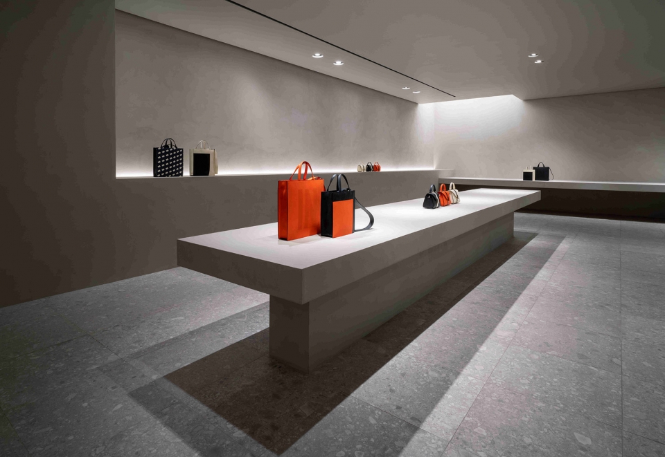 Valextra via Manzoni Store John Pawson