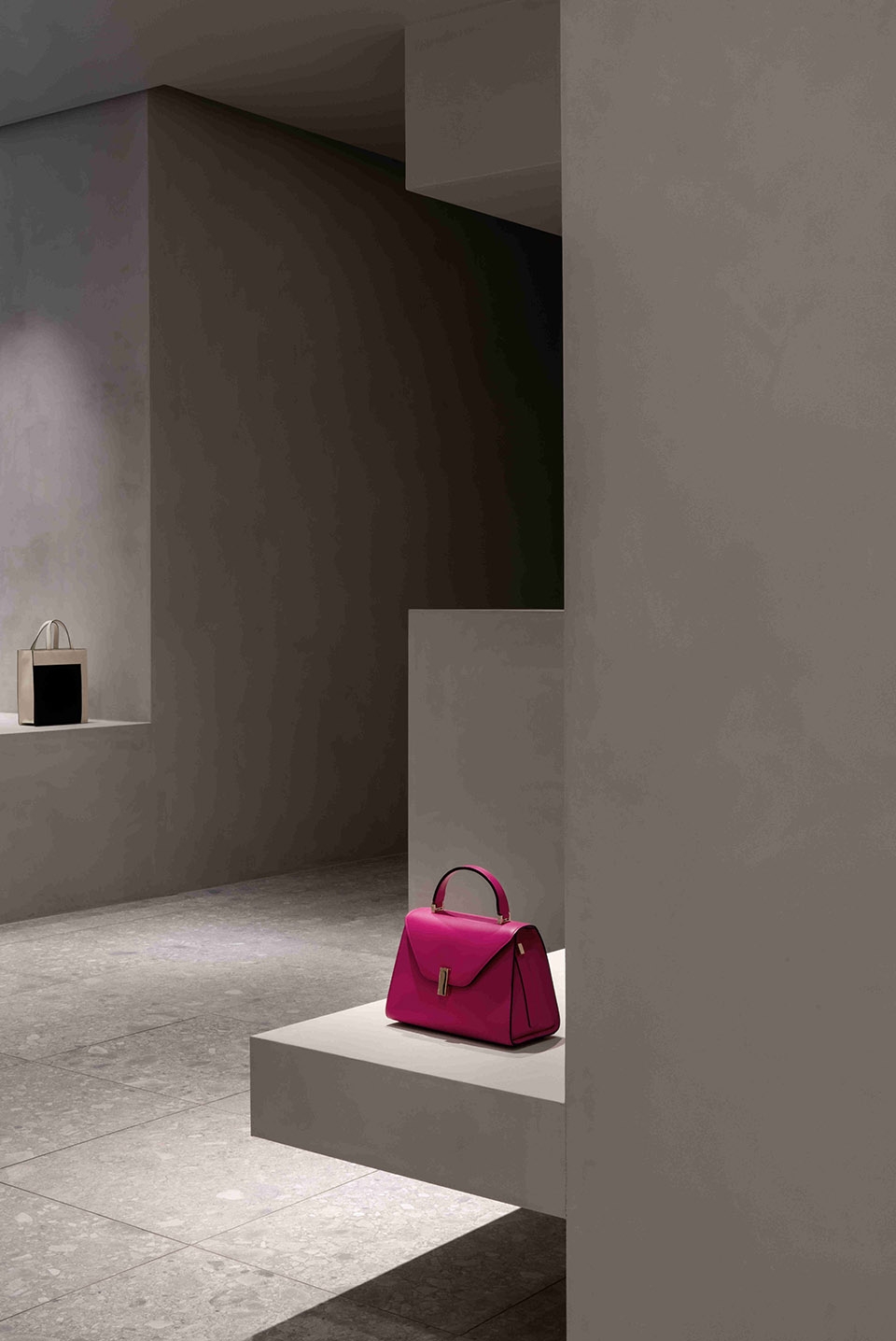 Valextra via Manzoni Store John Pawson
