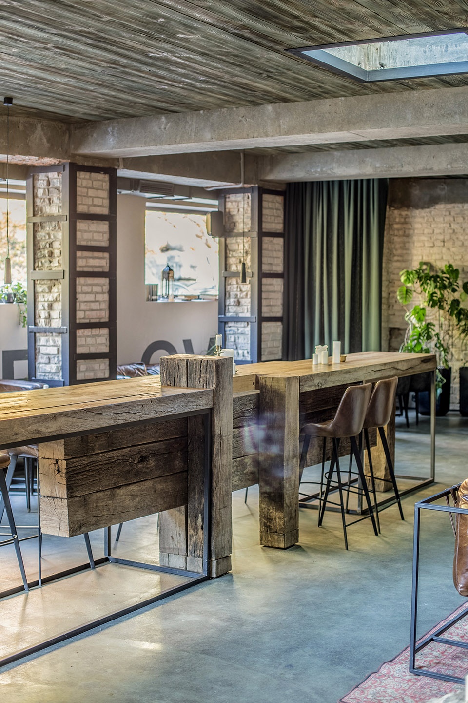 hangover bar by balbek bureau