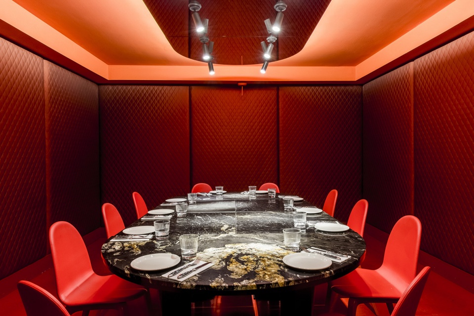 las chicas los chicos y los maniquis restaurant by el equipo creativo