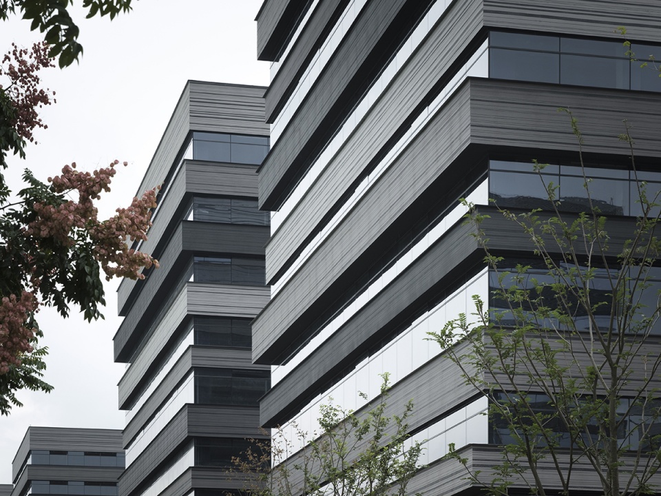 portmix shanghai china by kengo kuma and associates