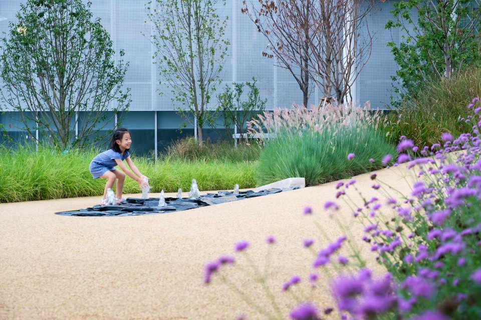 lakeside garden china by topos landscape architects