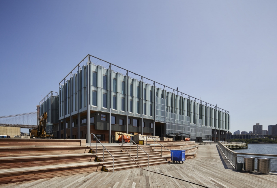 pier 17 by shop architects