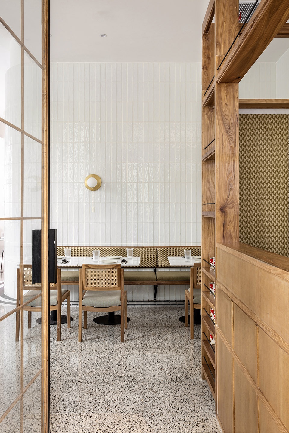 yixiaojian thai cuisine china by geemo studio