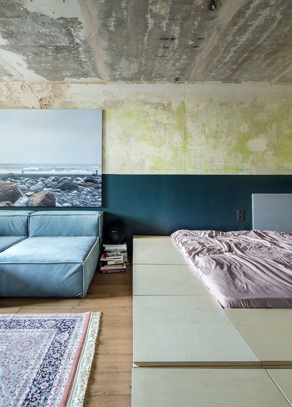 xru 2 0 by balbek bureau