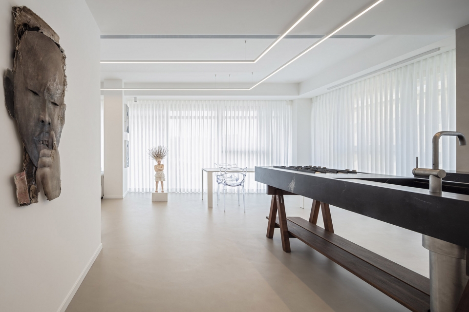 a3 art curators rothchild apartment by raz melamed architect