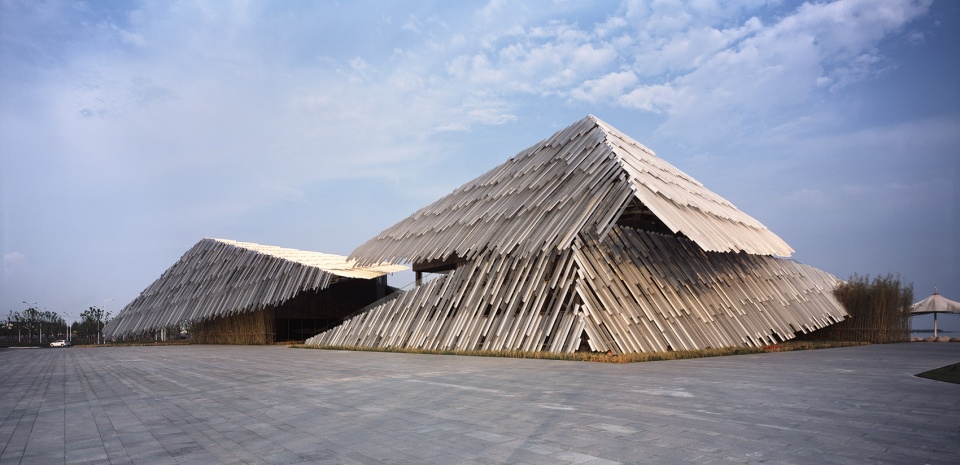 xiangcheng yangcheng lake tourist transportation center china by kengo kuma and associates