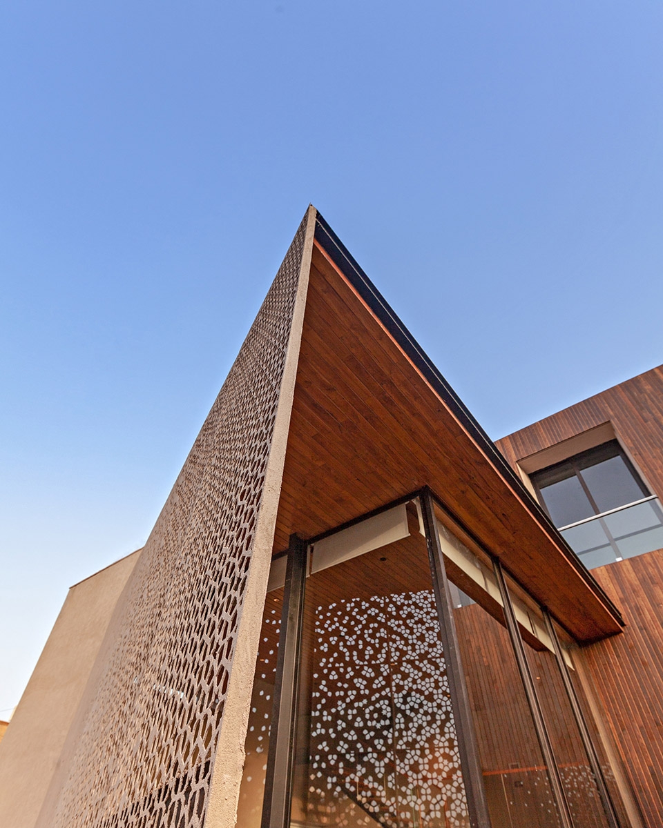 chhavi desert house by abraham john architects