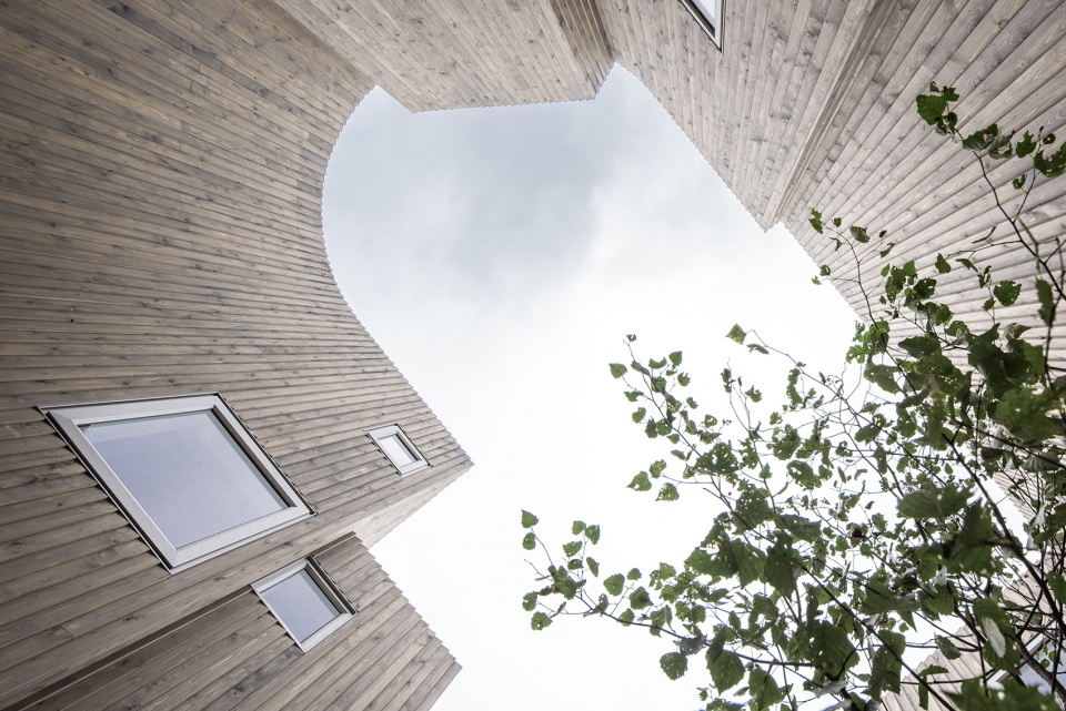 隧道商店住宅,日本北海道 Jun Igarashi Architects
二人之家+清酒商店