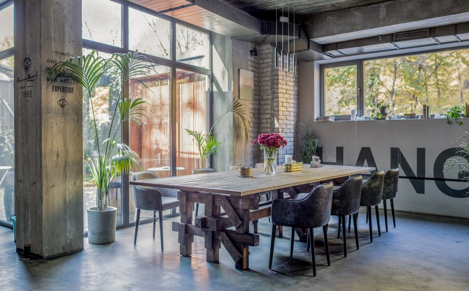 hangover bar by balbek bureau