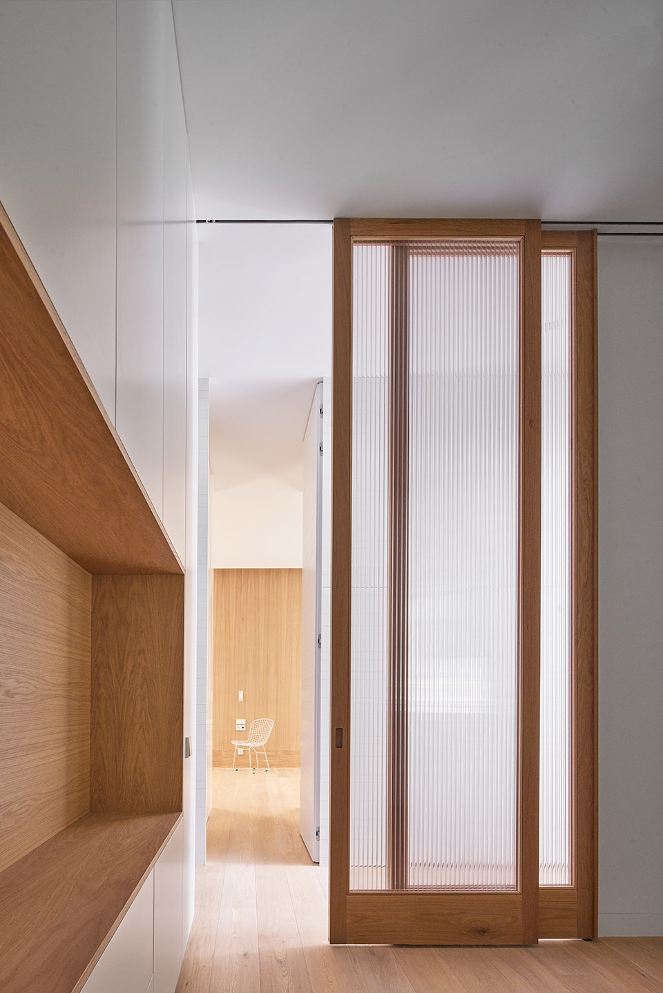 house p82 and genuine shelf by lucas y hernandez gil arquitectos