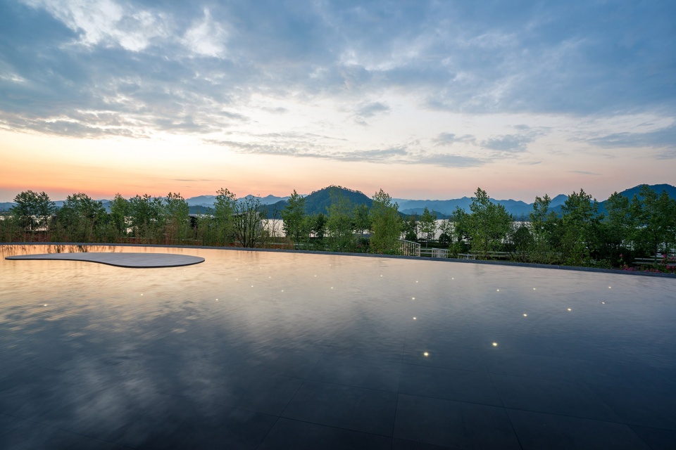 lakeside garden china by topos landscape architects