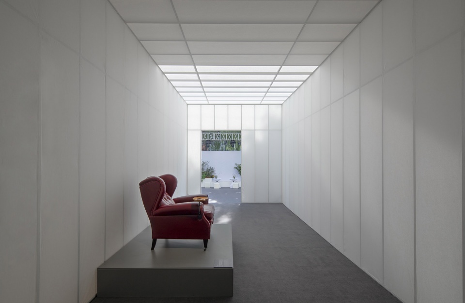 poltrona frau paper installation by out in interior design office