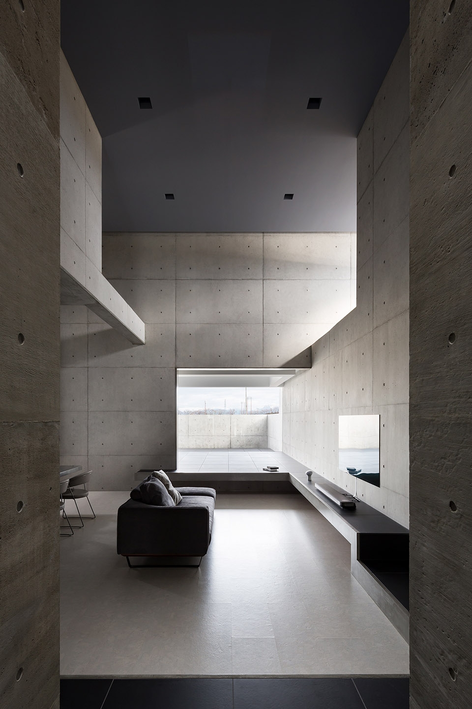 tranquil house by formkouichi kimora architects