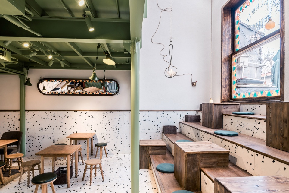 fine cafe Atelier A Be opposite architecture