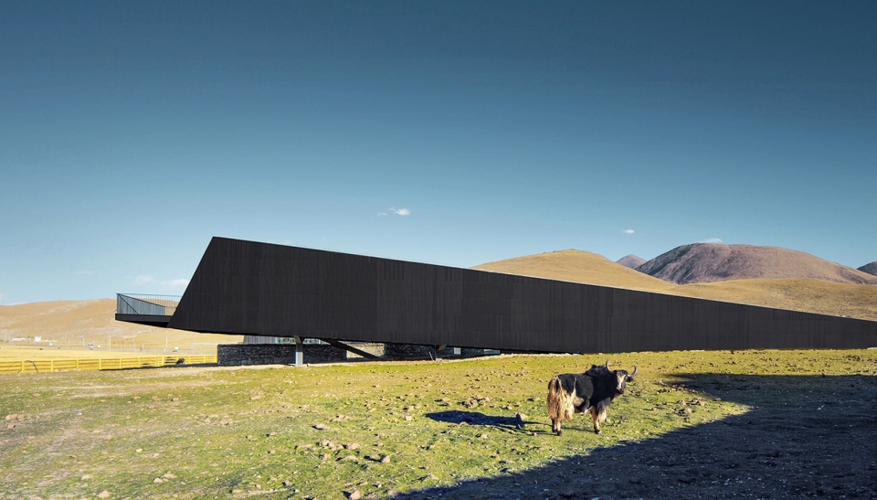 traveler black tent in yangbajing china by pure